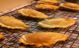 Κοπέλες Καρπάθου (Σπανακόπιτες)